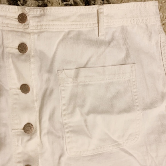White denim a line button up mini skirt - Picture 2 of 2
